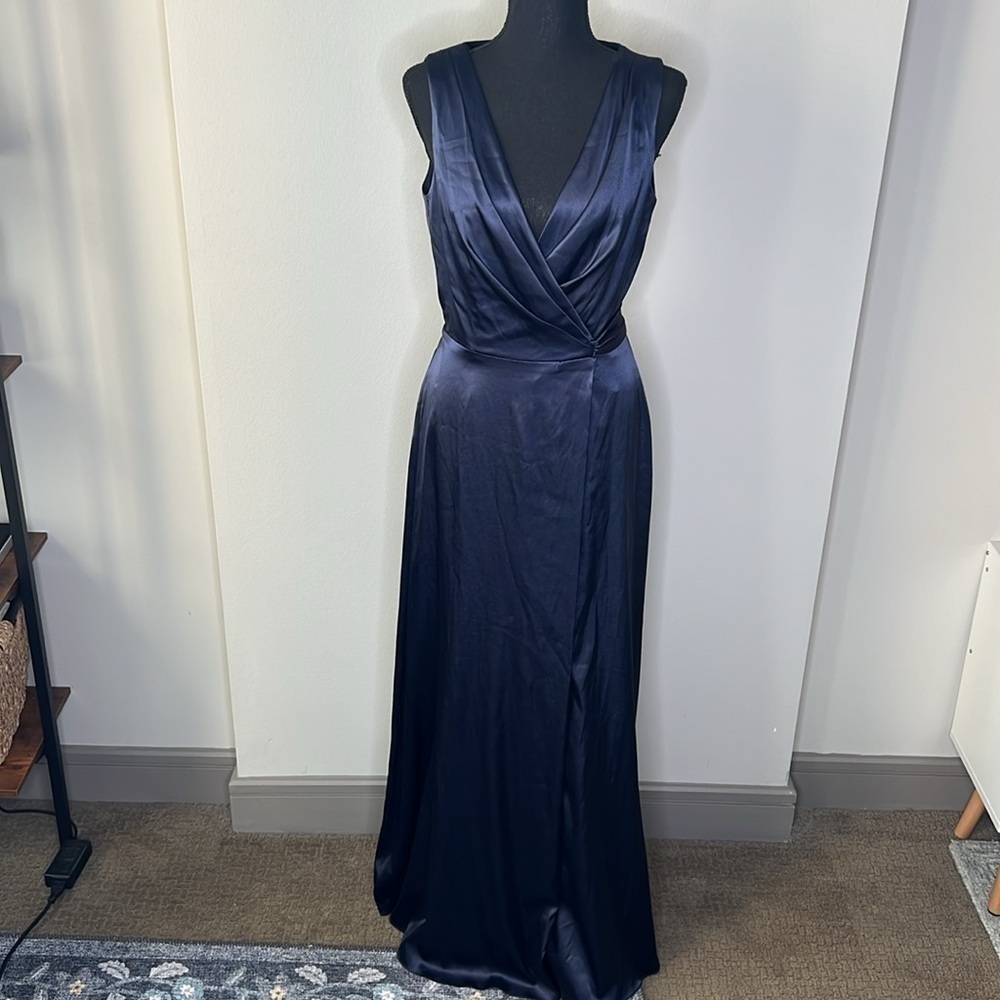 Jenny Packham JP1026 Sleeveless Stretch Wrap Dress in Midnight Navy Size 8 NWOT